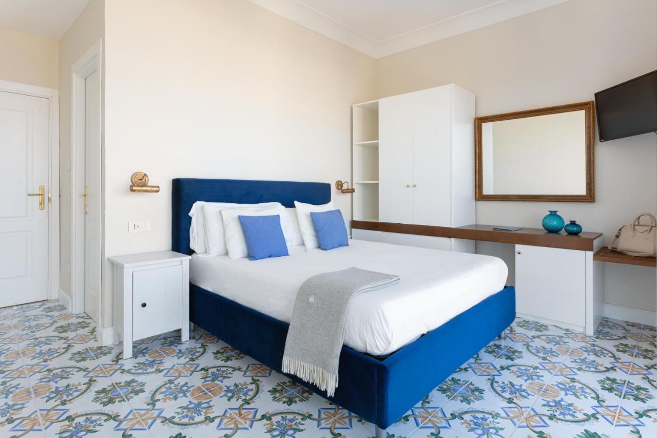 Experience Boutique Hotel - Villa Cimmino Castellammare di Stabia Exterior foto